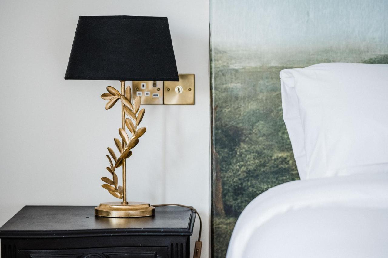 The Crooked Swan Hotel Crewkerne Ngoại thất bức ảnh