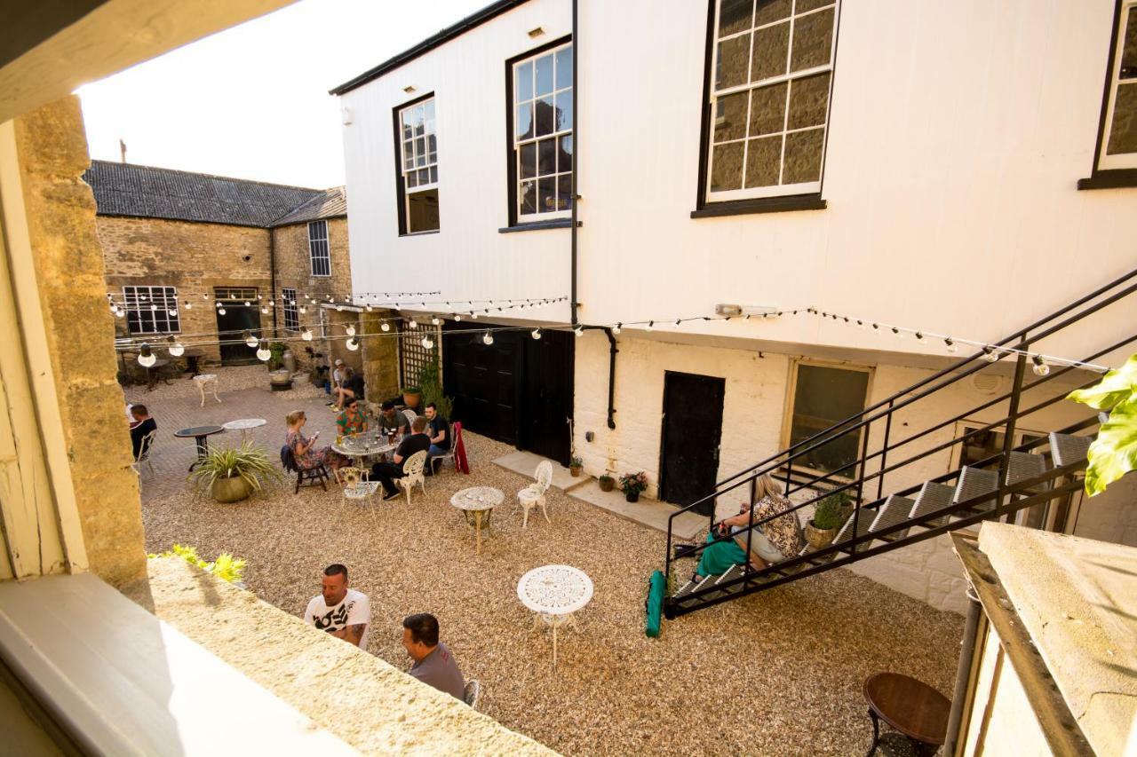 The Crooked Swan Hotel Crewkerne Ngoại thất bức ảnh